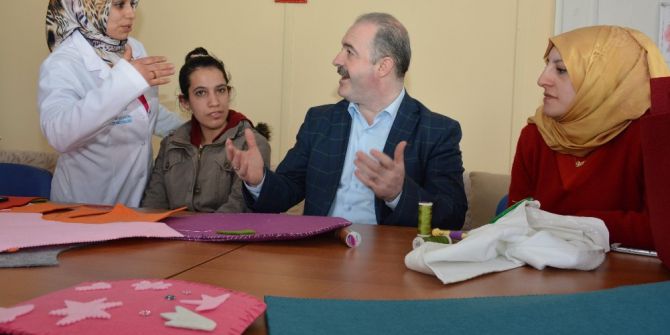 Tuşba Belediyesinden ‘İş Ve Meslek’ Kursu