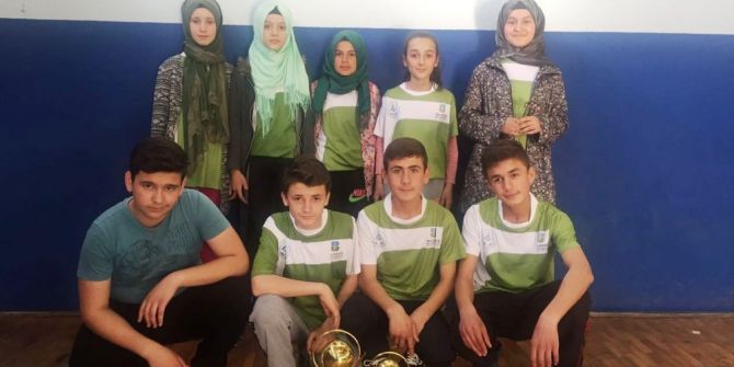 Dursunbey İmam Hatip Ortaokulu’nda Sportif Şahlanış