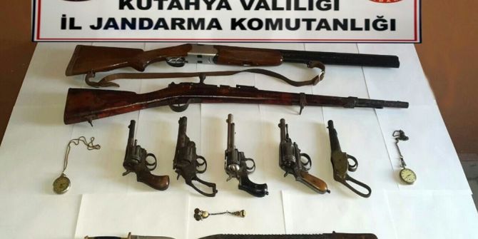 Emet’te Antika Silahlar Ele Geçirildi