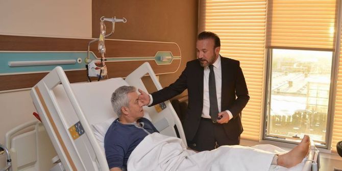 Başkan Doğan’dan, Körfez Belediyesi Eski Başkanı Pehlivan’a Geçmiş Olsun Ziyareti