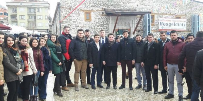 Başbakan Yıldırım’ın Hazırladığı Özel Mektuplar 154 Bin 300 Gence Ulaştırıldı