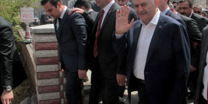 Başbakan Yıldırım, Cuma Namazını Siteler Merkez Camii’nde Kıldı