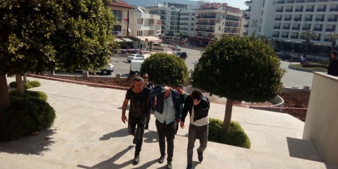 Marmaris’te Uyuşturucu Operasyonu; 3 Gözaltı