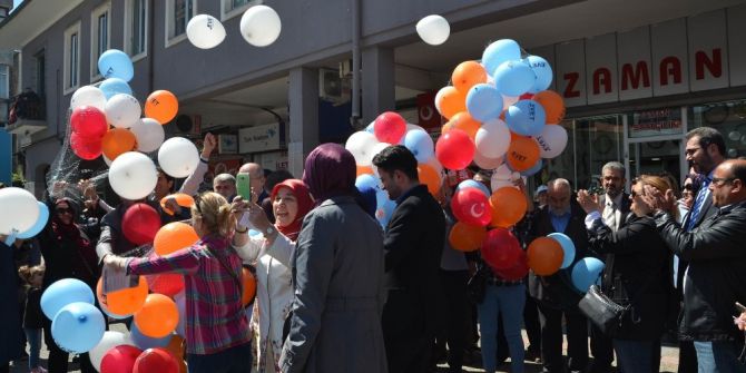 "Evet" İçin Balon Uçurdular