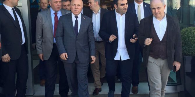 Başkan Sekmen İbrahim Erkal’ın Doktorundan Bilgi Aldı