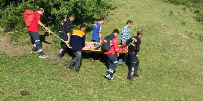 Atlayıştan Sonra Kaybolan Genç Paraşütçü Yaralı Olarak Bulundu