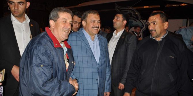 Afjet Afyonspor Erken Gelen Şampiyonluğu Kutladı