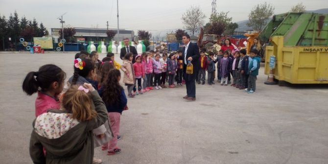 Öğrenciler, Körfez Belediyesi Atık Getirme Merkezini Ziyaret Etti