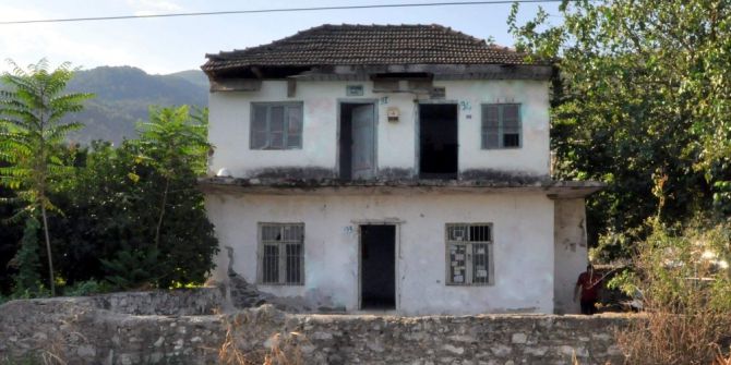 Nazilli Belediyesi 80 Yıllık Virane Köy Konağını Yeniden İnşa Etti