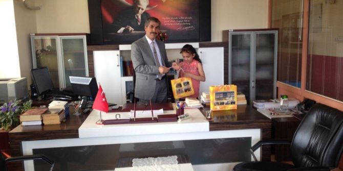 Kitap Kurtları Ödüllendirildi