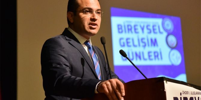 Başkan Atila, Ege Üniversitesi’nde Gençlere Seslendi