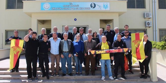 Göztepe’nin Efsaneleri “Umuda Elini Uzat” Dedi