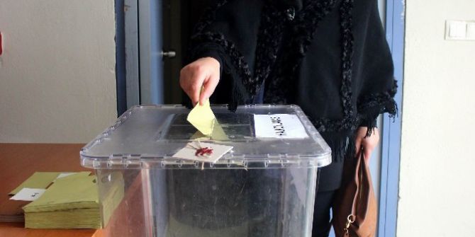 Gurbetçi Vatandaşlar Referandum İçin Oylarını Kullanmaya Devam Ediyor