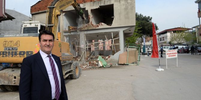 Osmangazi’de Caddeler Genişliyor