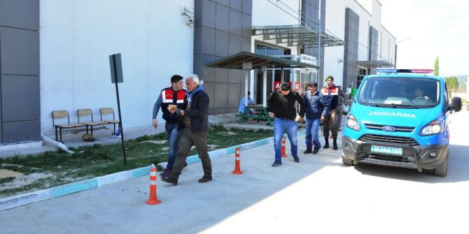 Lahit Tarlasında 10 Defineci Suç Üstü Yakalandı