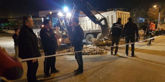 Kavşak Çalışmaları Bir Gecede Tamamlandı