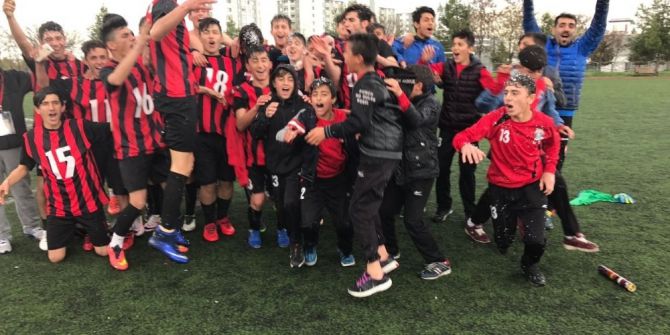 Van Büyükşehir Belediyespor U-15 Bölgesel Ligde Şampiyonu Oldu
