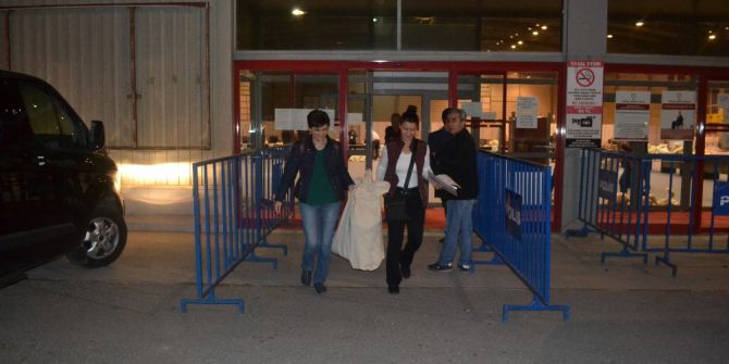 İzmir’de Seçim Torbaları Dağıtıldı