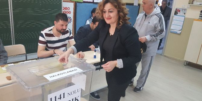 Başkent’te İlk Oylar Sandığa Atıldı