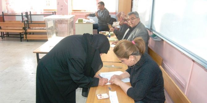Şanlıurfa’da Oy Kullanma İşlemleri Sürüyor