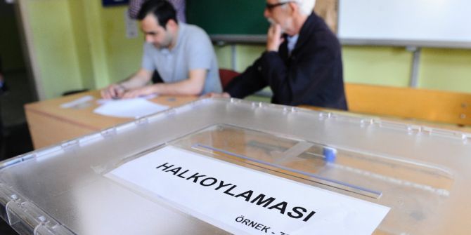 Bursa’da Oy Kullanmaya Başlandı