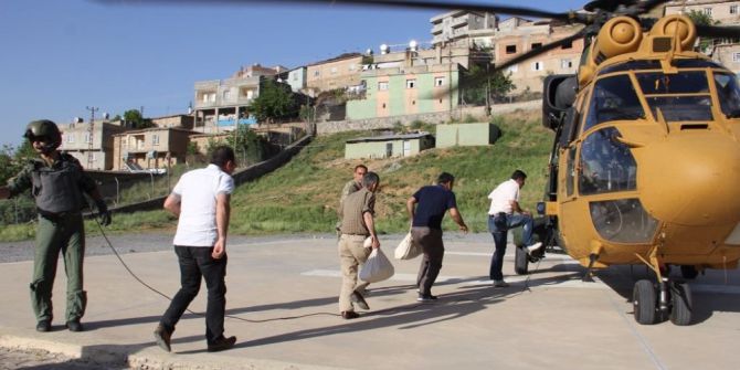 Siirt’te Oy Torbaları Helikopterle Taşındı