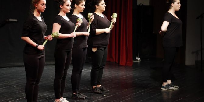 Karataşlı Kadınlar Sahneye Çıktı