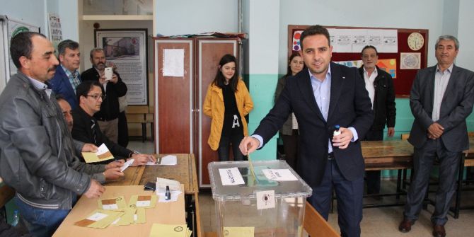 İshak Gazel Oyunu Şehitler Ortaokulunda Kullandı