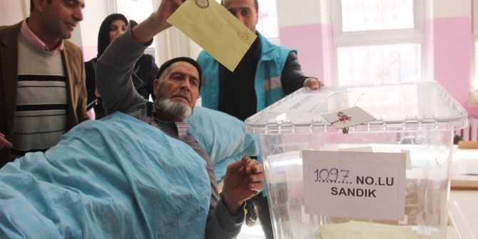 Bingöl’de Hastalar Sandık Başına Taşınıyor