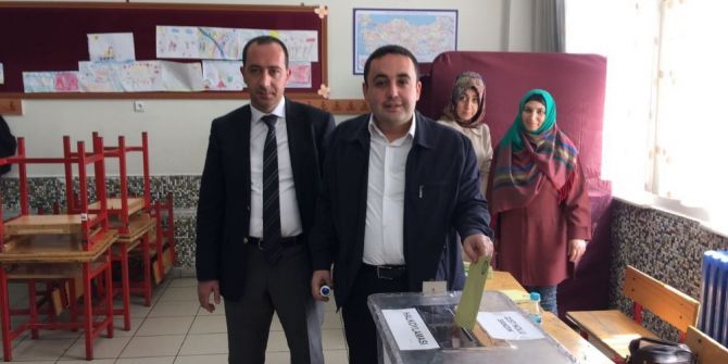 Mhp İl Başkanı Murat Çiçek Oyunu Kullandı