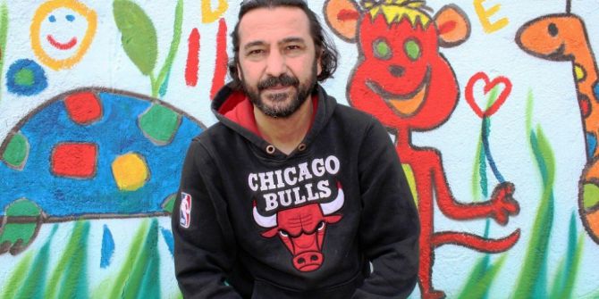 Okul Bahçesinin Duvarına İlkbaharı Getirdiler