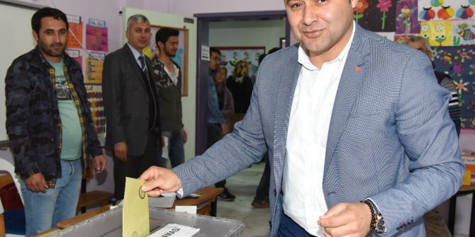 Başkan Yücel Oyunu Kullandı