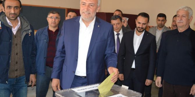 Hakan Kahtalı, Oyunu Türkiyem Ortaokulunda Kullandı