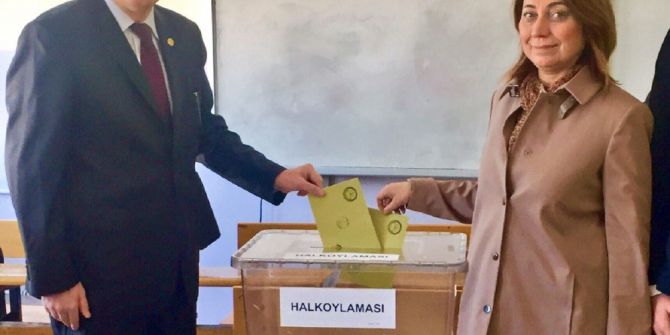 Koçer Oyunu Eşiyle Birlikte Kullandı