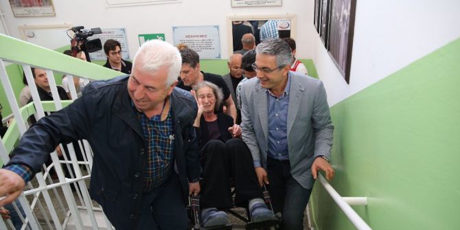 Başkan Akpınar Oyunu Kullandı