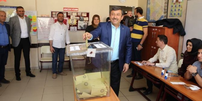 Başkan Karabacak Oyunu Kullandı