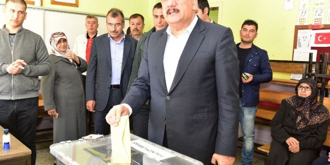 Başkan Gürkan Oyunu Kullandı