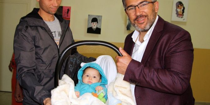 Ak Parti Muğla Milletvekili Öztürk, Oyunu Marmaris’te Kullandı