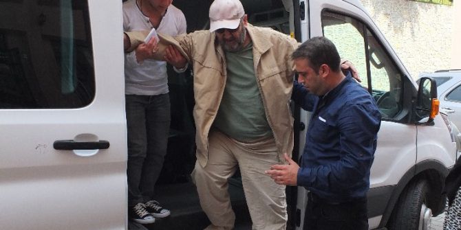 Hasta Yataklarından Kalkıp Sandığa Gittiler