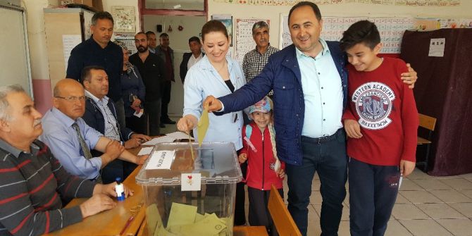 Başkan Sarıoğlu Oyunu Kullandı