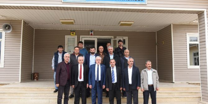 Ak Parti Milletvekili Ahmet Uzer Oyunu Kullandı