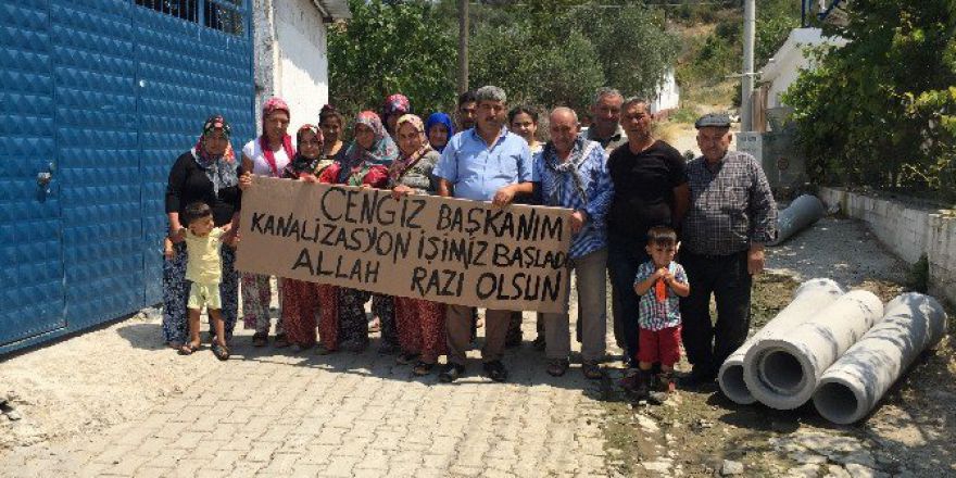 Başkan Ergün’e Pankartlı Teşekkür