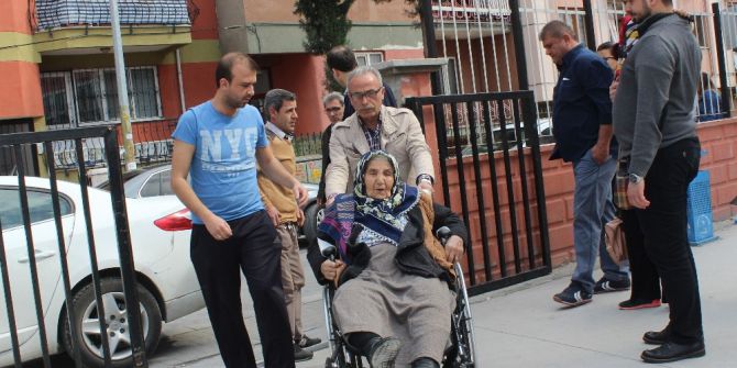 91’nci Yaş Gününde Oy Kullandı