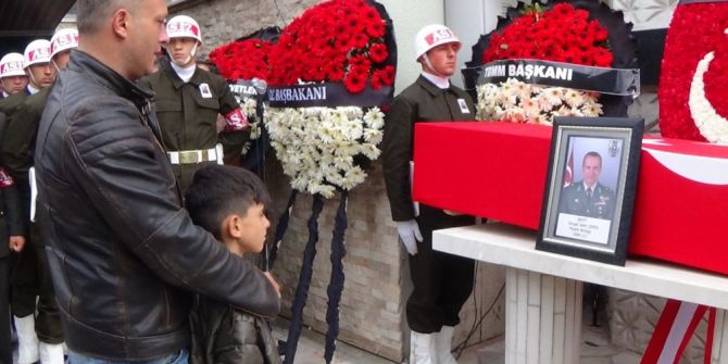 Şehit Binbaşı Şenol Uşak’ta Son Yolculuğuna Uğurlandı