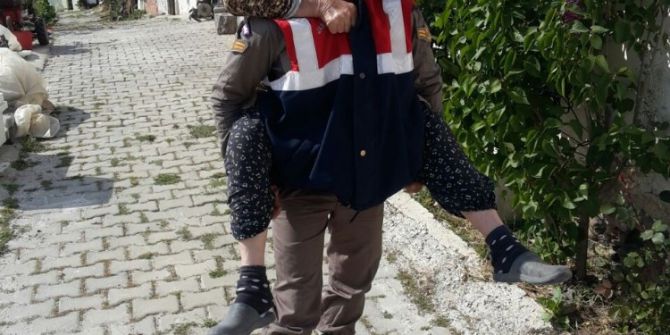 İzmir’de 97 Şüpheli Sandık Başında Yakalandı