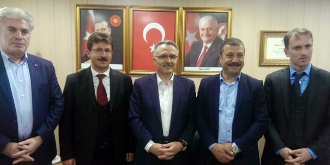 Bakan Ağbal’dan Türkiye Rekoru Kıran Hemşehrilerine Teşekkür