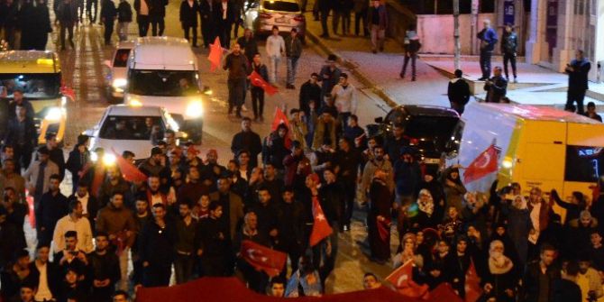 Muş’ta Referandum Kutlaması