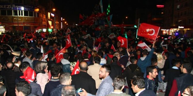 Van’da ‘Evet’ Coşkusu