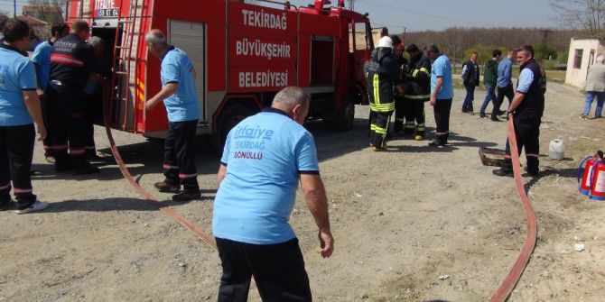 İtfaiyeyi Beklemek Yerine Gönüllü İtfaiyeci Oldular