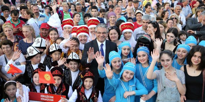 Dünya Çocukları Karşıyaka’da Buluşacak